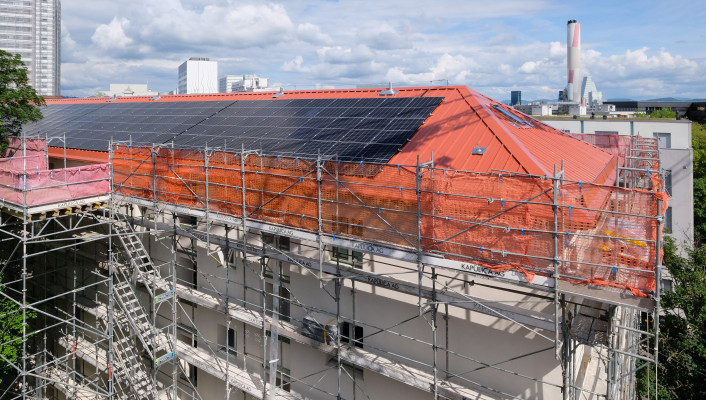 Energetische Dachsanierung Holzbau_Papageienhäuser, Basel